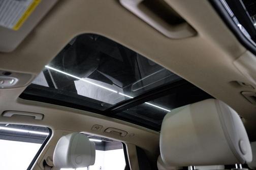 Mythos Black Metallic 2022 Audi Q5 45 S line quattro Premium