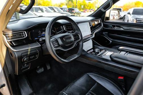 2022 Jeep Wagoneer Series II