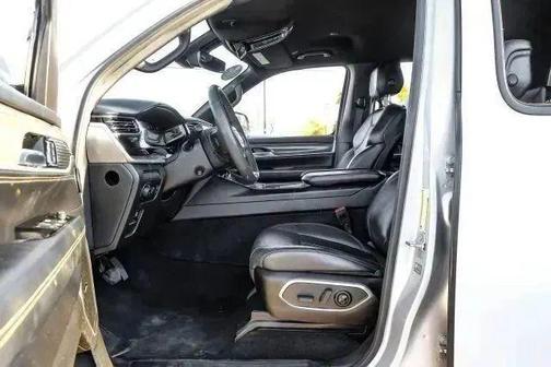 Silver Zynith 2022 Jeep Wagoneer Series II