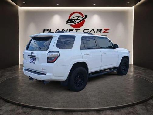 Super White 2021 Toyota 4Runner SR5 Premium