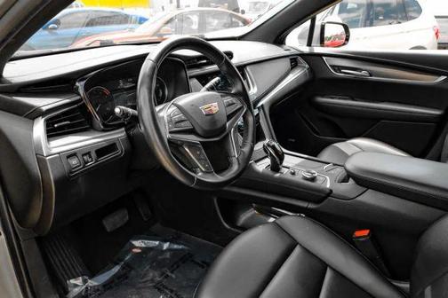 Silver Metallic 2023 Cadillac XT5 Luxury