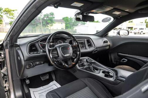 2020 Dodge Challenger SXT