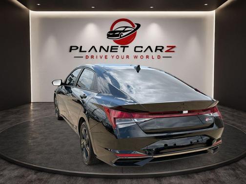 Phantom Black 2023 Hyundai ELANTRA SEL