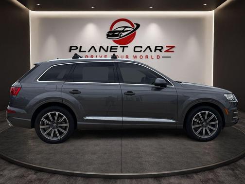 Samurai Gray Metallic 2019 Audi Q7 45 Premium Plus