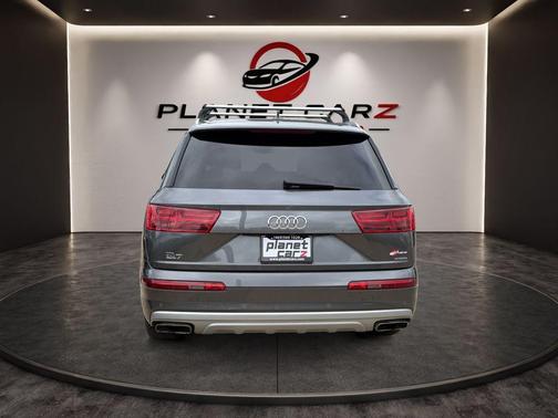 Samurai Gray Metallic 2019 Audi Q7 45 Premium Plus