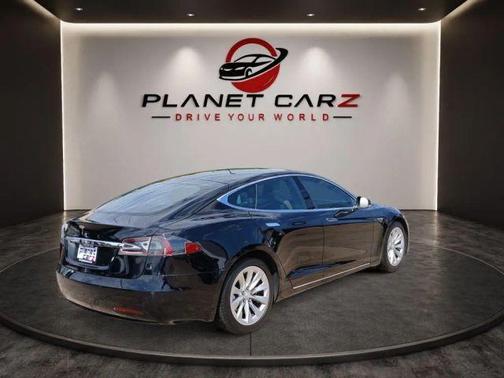 Black 2016 Tesla Model S 85D
