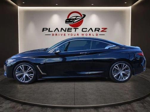 Black Obsidian 2018 INFINITI Q60 3.0t LUXE