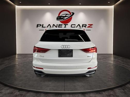 Arkona White 2024 Audi Q3 45 S line Premium