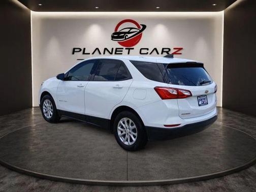 Summit White 2019 Chevrolet Equinox LS