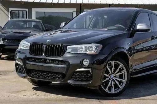 Black Sapphire Metallic 2016 BMW X4 M40i
