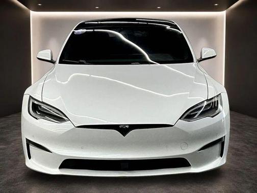 Pearl White 2022 Tesla Model S Base