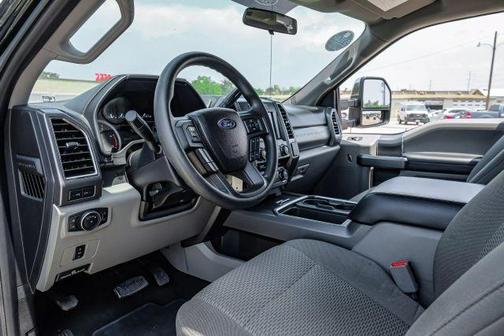 2017 Ford F-350 XLT