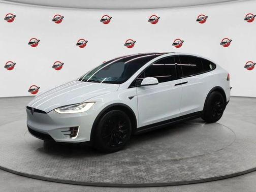 White 2016 Tesla Model X P90D