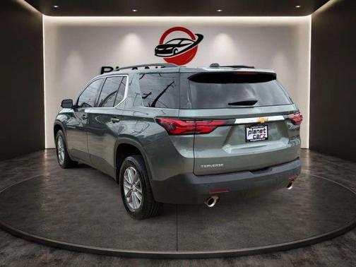 Silver Sage Metallic 2022 Chevrolet Traverse LT Cloth