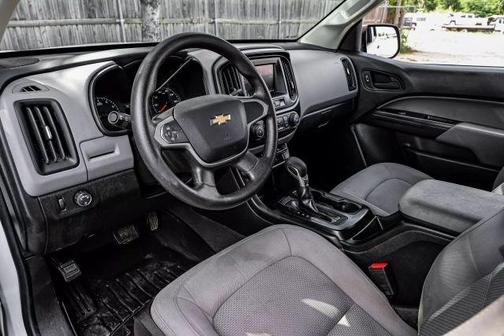 2022 Chevrolet Colorado WT