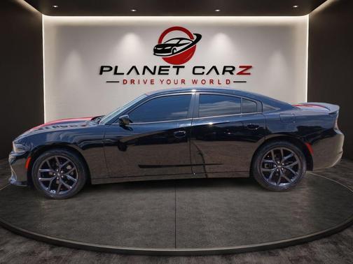 Pitch Black Clearcoat 2022 Dodge Charger SXT