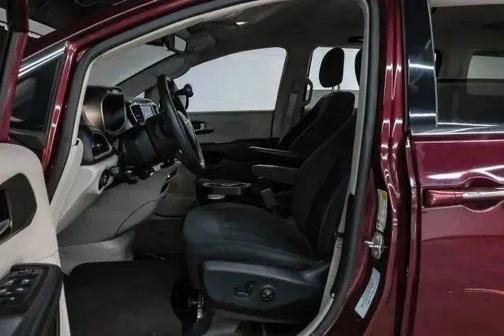 2018 Chrysler Pacifica Touring Plus