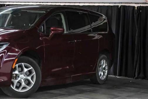 2018 Chrysler Pacifica Touring Plus