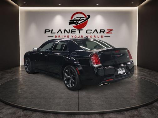 Gloss Black 2021 Chrysler 300 S