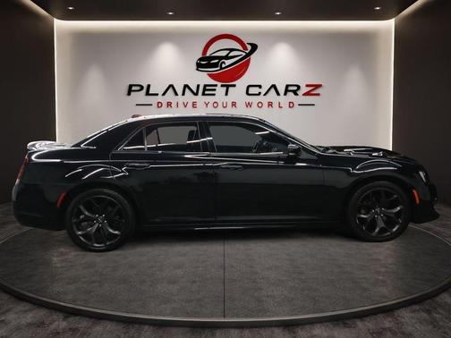 Gloss Black 2021 Chrysler 300 S
