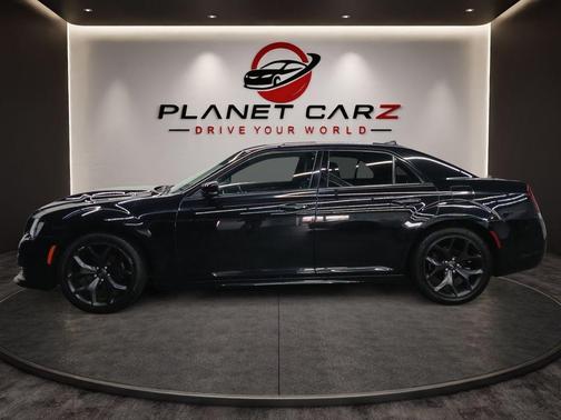 Gloss Black 2021 Chrysler 300 S