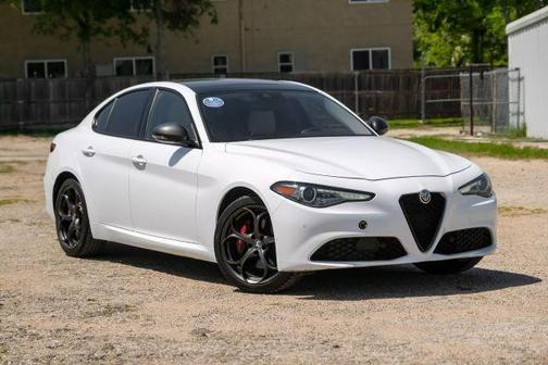 2019 Alfa Romeo Giulia Base