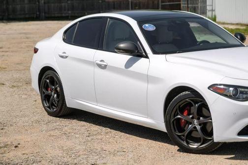 2019 Alfa Romeo Giulia Base