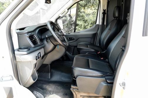 Oxford White 2023 Ford Transit-250 Base