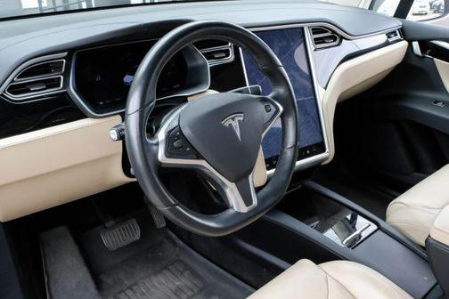 2016 Tesla Model X 75D