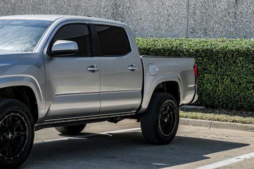 2019 Toyota Tacoma SR