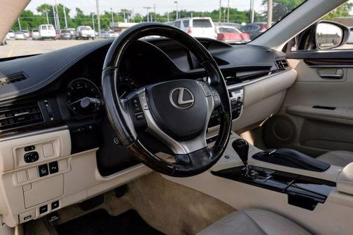 2015 Lexus ES 350 Base (A6)