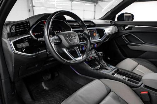 2021 Audi Q3 45 S line Premium