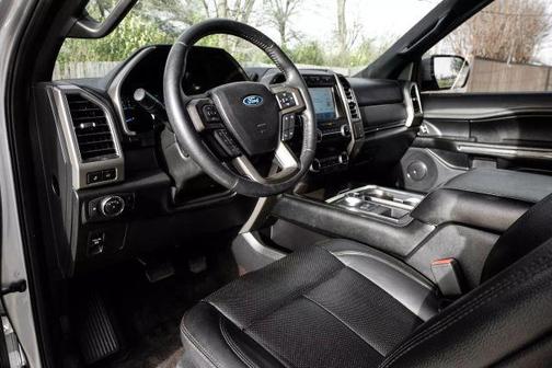 2020 Ford Expedition XLT