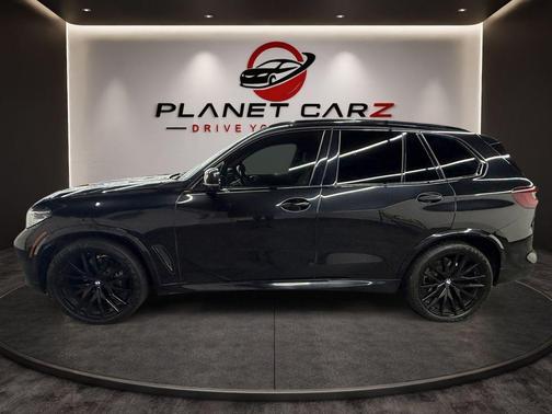 Black Sapphire Metallic 2022 BMW X5 xDrive40i