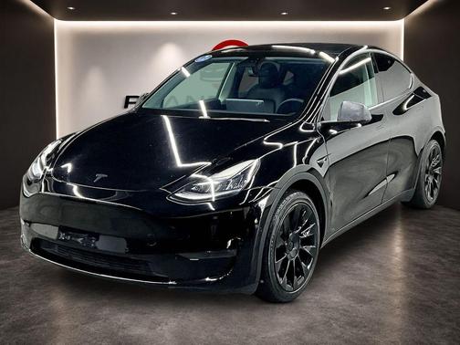 Black 2021 Tesla Model Y Long Range