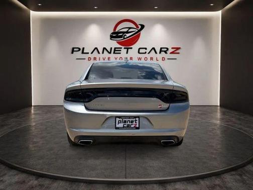 Billet Silver Metallic Clearcoat 2017 Dodge Charger SXT