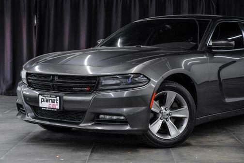 Granite Crystal Clearcoat Metallic 2015 Dodge Charger SXT