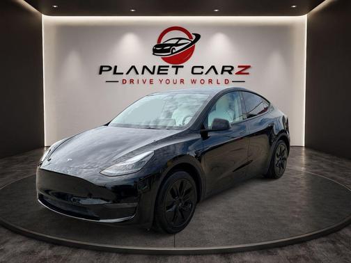 2025 Tesla Model Y Long Range