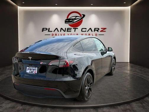 2025 Tesla Model Y Long Range