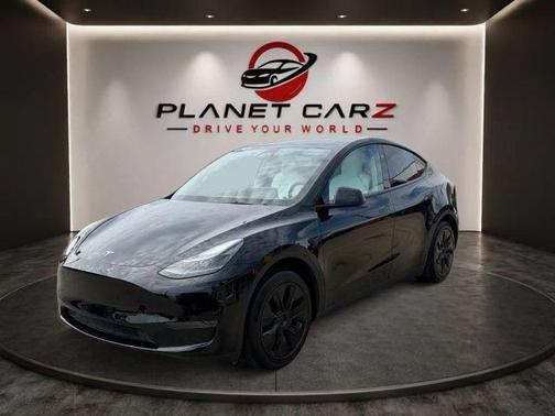 2025 Tesla Model Y Long Range