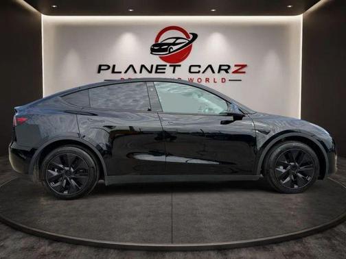 2025 Tesla Model Y Long Range