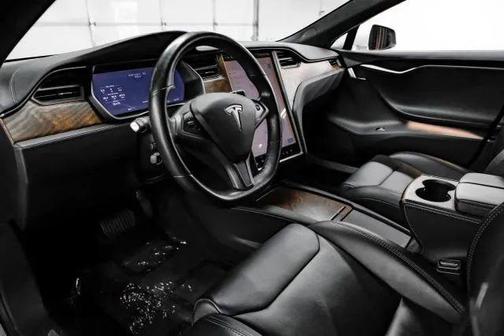 2018 Tesla Model S 75D