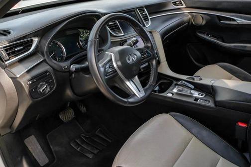 2024 INFINITI QX55 LUXE