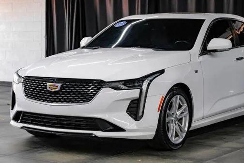 2024 Cadillac CT4 Luxury