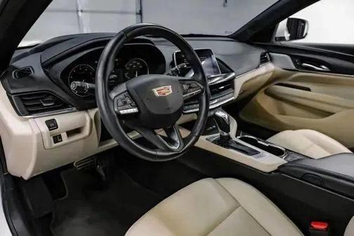 2024 Cadillac CT4 Luxury