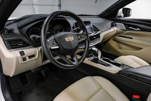 2024 Cadillac CT4 Luxury