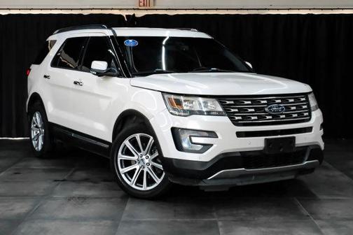 White Platinum Clearcoat 2016 Ford Explorer Limited