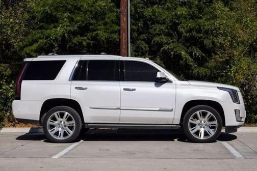 2018 Cadillac Escalade Premium Luxury