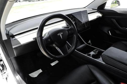 2020 Tesla Model 3 Standard Range