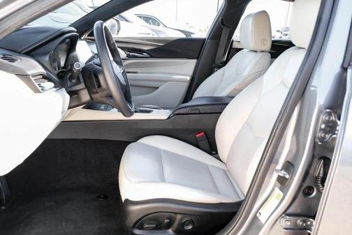 2022 Cadillac CT4 Luxury